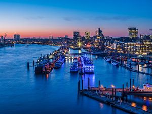 2018-02-13  Ausblick von der Elbphi 1
