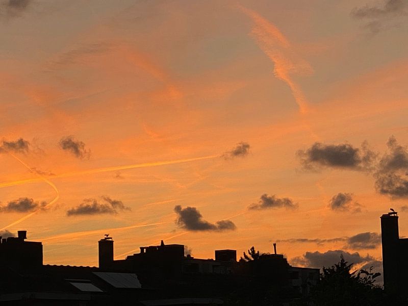 Sunset and orange sky by Wesley Klijnstra