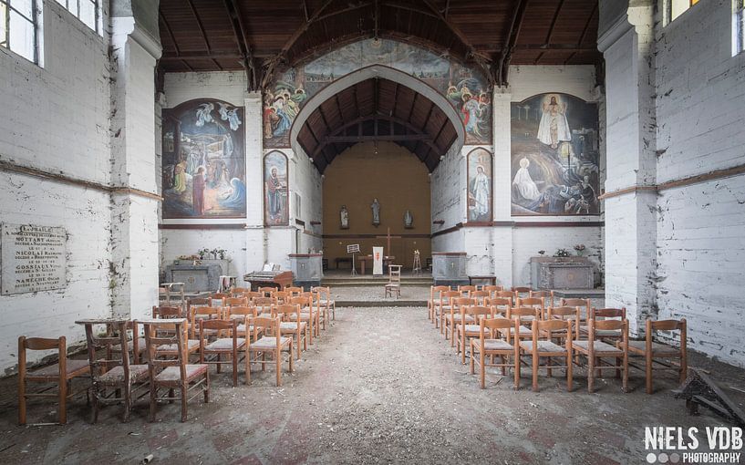Abandoned church by Niels Van der Borght
