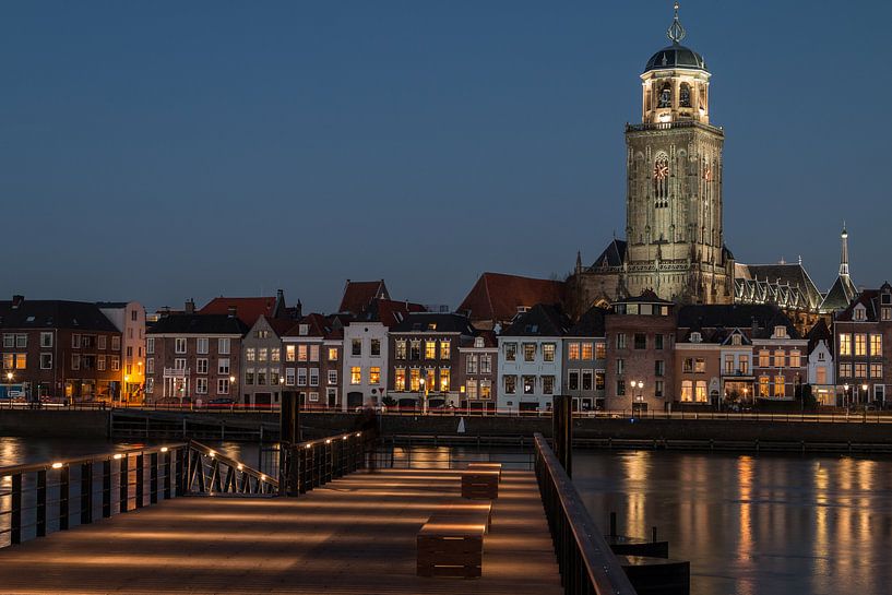 Hanzestad Deventer in de avond von VOSbeeld fotografie