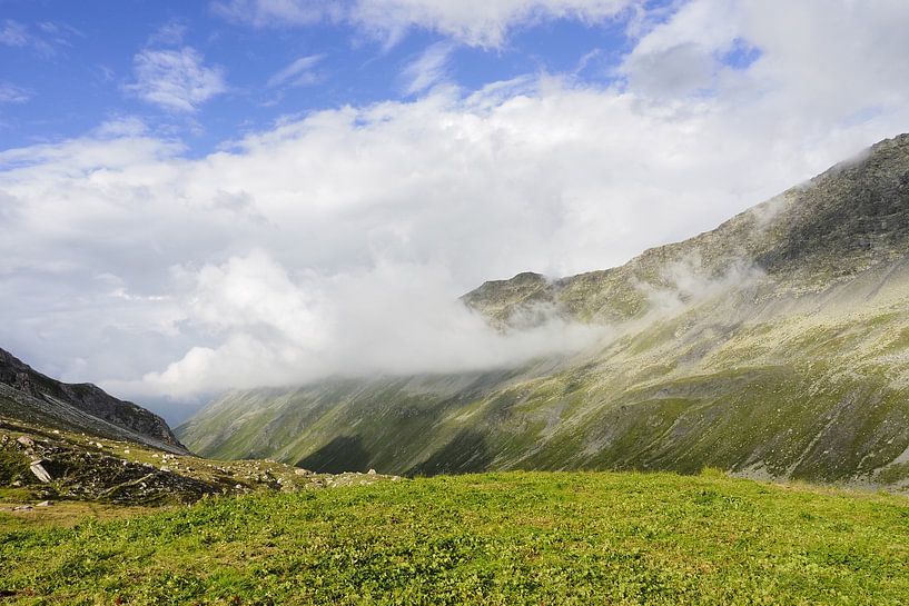 De TMB rond de Mont Blanc: een spectaculaire langeafstandswandelroute door Frankrijk, Italië en Zwitserland - vol gletsjers, bergtoppen, alpenweiden en prachtige bergmomenten. van Miriam Schwarzfischer Fotografie