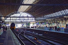 Between the platforms by Frank's Awesome Travels