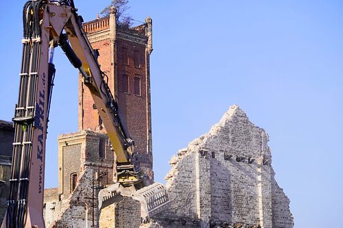 Sloop van het opslaggebouw van het complex Böllberger Mühle in Halle