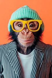Gekleideter Affe mit Brille – Lustig und Farbenfroh von Poster Art Shop