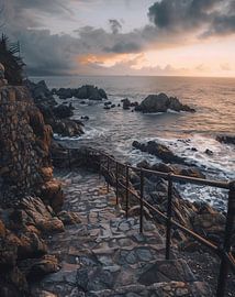 Dämmerung am Horizont: Ein Weg zum endlosen Strand