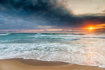 Sunset on the beach of Le Truc Verte, Cap Ferret, France by Evert Jan Luchies