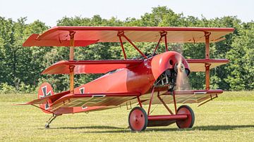 Replica van een Fokker DR.1 driedekker. van Jaap van den Berg