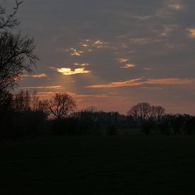Niederländischer Himmel bei Sonnenuntergang von Luci light