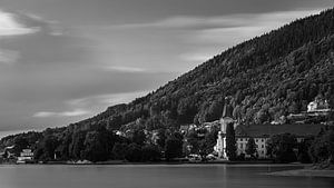 Der Tegernsee in Schwarz und Weiß
