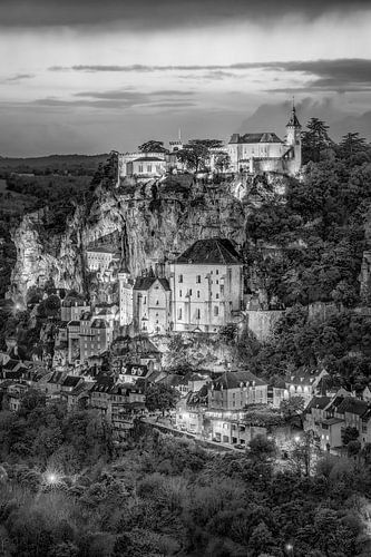 Rocamadour in de avond in zwart-wit