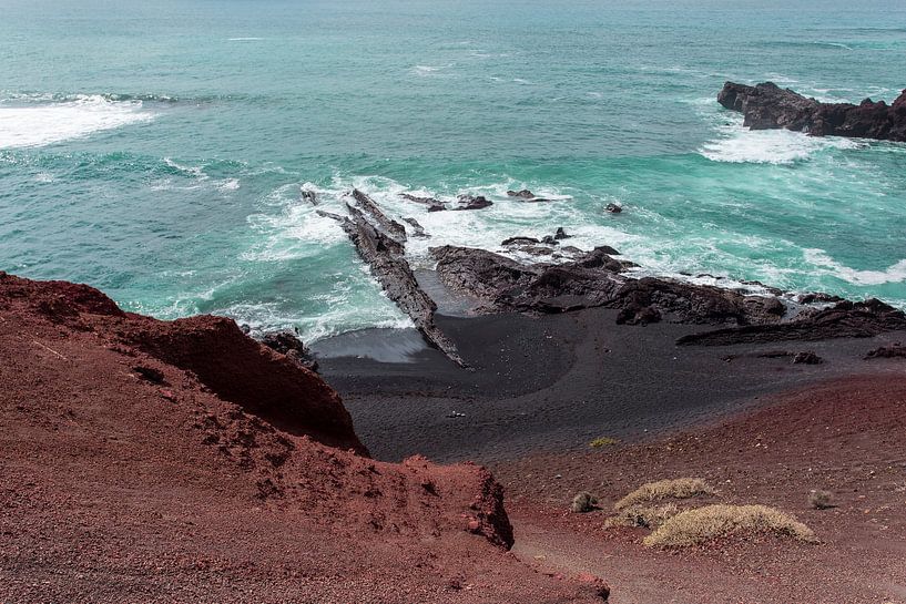 The Atlantic Ocean and the coast of Lanzarote. by André Blom Fotografie Utrecht