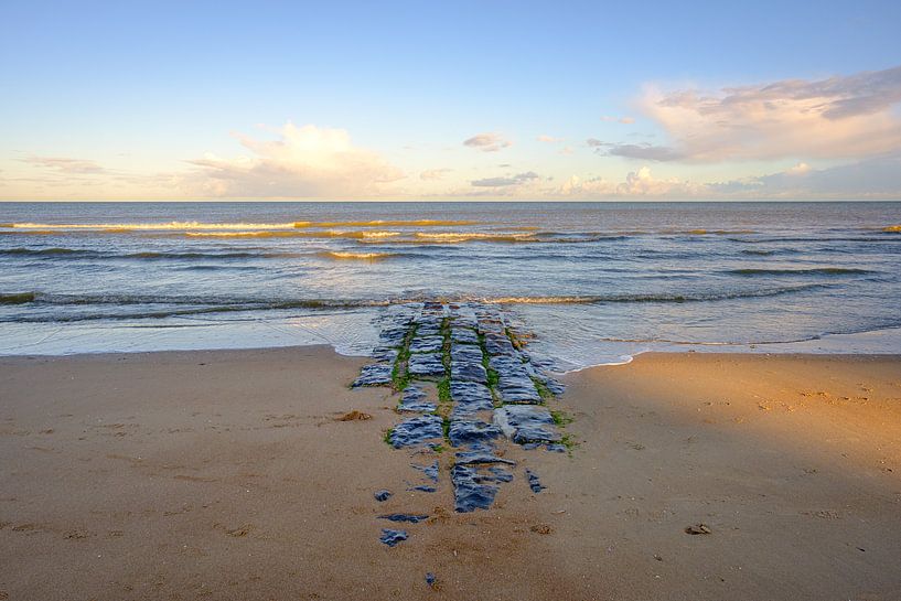 Breakwater Koksijde by Johan Vanbockryck