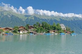 Iseltwald aan de Brienzersee van Peter Eckert