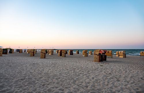 Sonnenuntergang über der deutschen Ostküste
