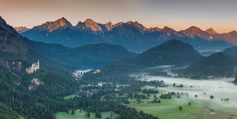 Schloss Neuschwanstein, Hohenschwangau bei Füssen, Allgäu von Walter G. Allgöwer