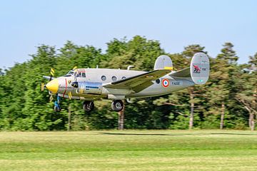 Landende Dassault MD 312 Flamant. van Jaap van den Berg