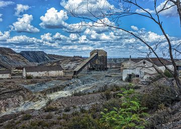 abandoned mine, Spain by Hans Vos Fotografie