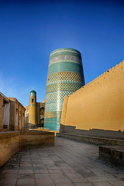Muhammad Aminkhan Madrasah with Kalta Minor Minaret by Yvonne Smits