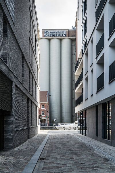 Leuven shipping dock by Wouter Pinkhof