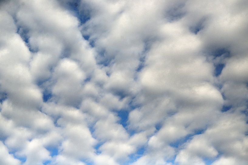 wolken nederland by Petra De Jonge