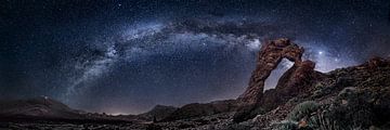 Melkweg met sterren op het eiland Tenerife. van Voss Fine Art Fotografie
