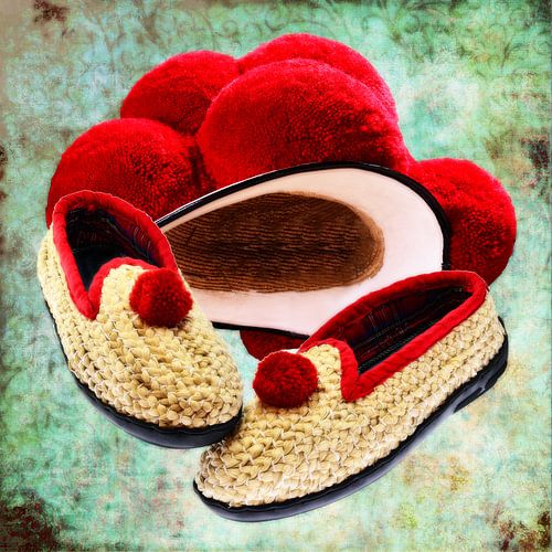 Chapeau à pompon et chaussures de paille Photoart