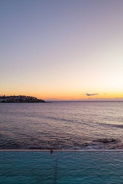 Bondi Beach at sunrise – The Icebergs Pool in the peaceful morning atmosphere by Marcus Dicks