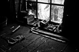 the blacksmith's workbench von Jo Beerens