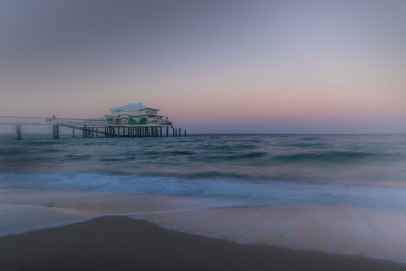Restaurant Wolkenlos, Timmendorfer Strand - 01 by ahafineartimages