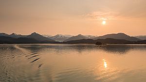 Auke Bay vor der Stadt Juneau von Denis Feiner