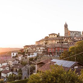 Zicht op Monforte d'Alba in Italië. (III) van André Blom Fotografie Utrecht