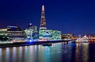 Nachtfoto The Shard en Stadhuis te Londen van Anton de Zeeuw thumbnail