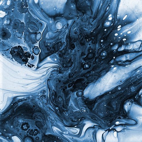 Die Welle in Blaugrau