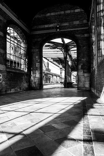 Neogotische architectuur, Binche Station