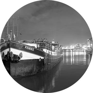 Amsterdamse scheepvaart van Marianna Pobedimova