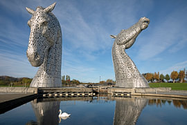 Les Kelpies, l'Helix Ecopark, Falkirk, Écosse, Royaume-Uni  sur Arch White