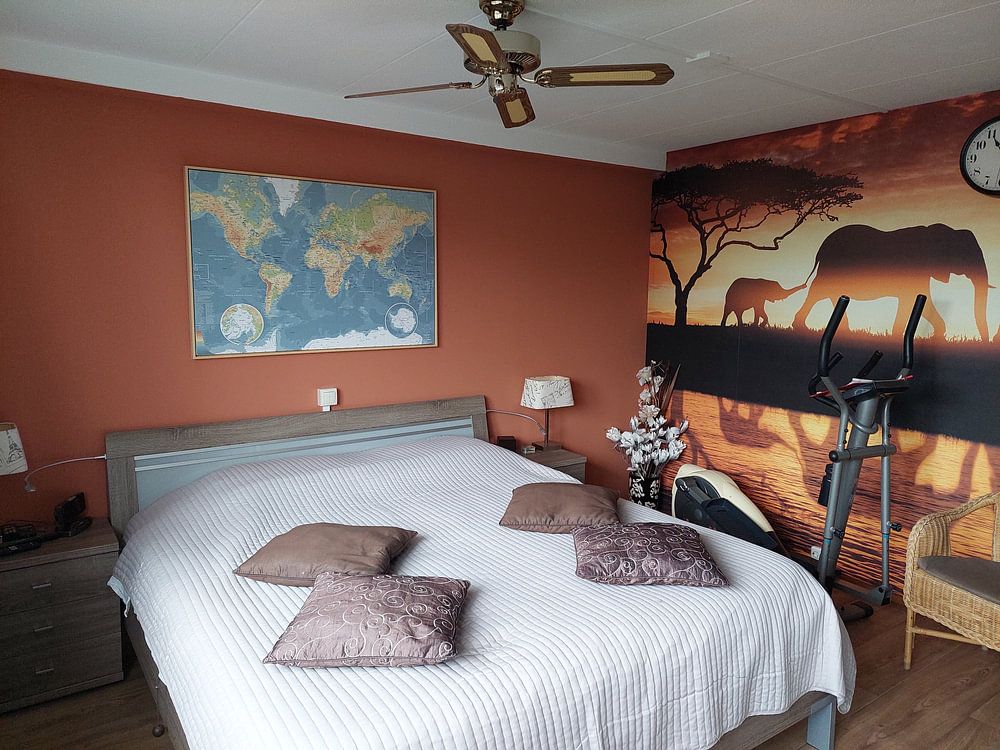 Stimmungsvolle Weltkarte CLASSIC (aktualisiert 2025)  von MAPOM by Geoatlas 