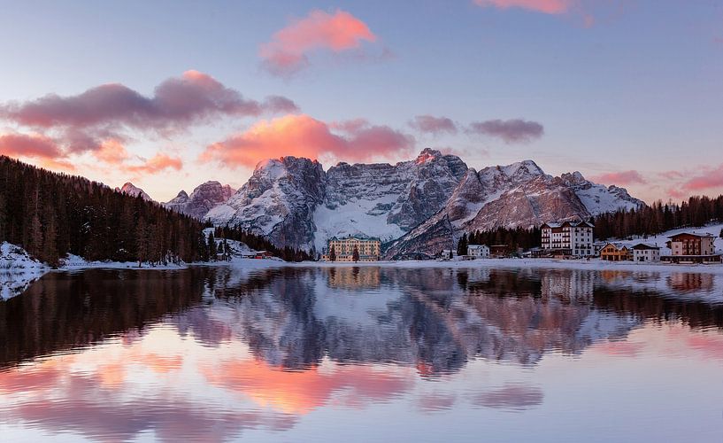 Sonnenaufgang am Lago Misurina in den Dolomiten von Thomas Rieger