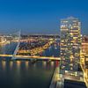De unieke uitzicht op de Erasmusbrug, Noordereiland en deel van de Wilhelminapier van MS Fotografie | Marc van der Stelt