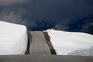 Road to Heaven . Weg naar de Hemel  van Dirk Huijssoon