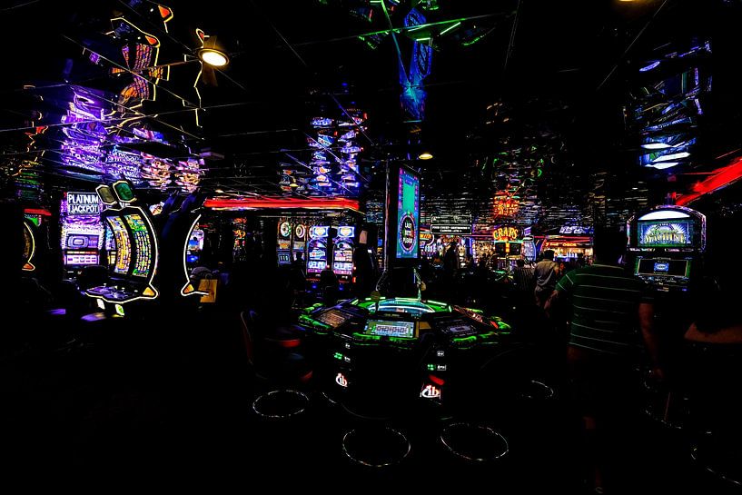 Las Vegas by Hello Pompoyo