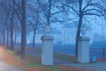 Parade wall avenue with fog