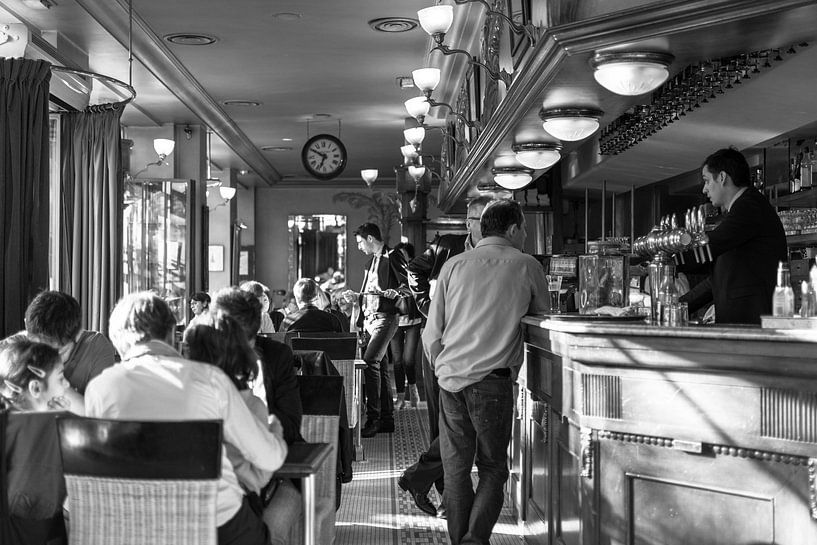 Café près du Jardin de Luxembourg, Paris, France. par Alexander Schippers