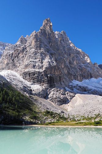 Solarpis Lake - Adembenemende alpenlandschappen: majestueuze bergtoppen, heldere meren en pure natuurmomenten - tijdloze motieven van de bergwereld.