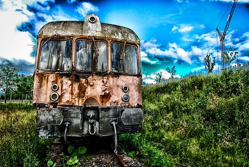 Eindstation - roest rust - oude trein - locomotief
