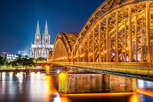 Cologne by night