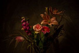 Chiaroscuro - Still life in lamp light by Marc Wielaert