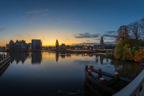 Sunrise on the Zwolle canal by Dennie Jolink