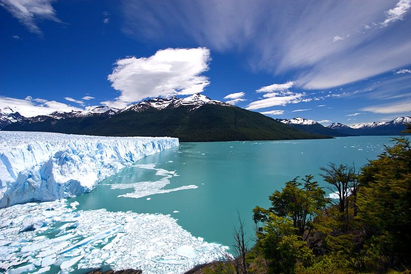 Perito Moreno, Patagonia by Gerard Burgstede