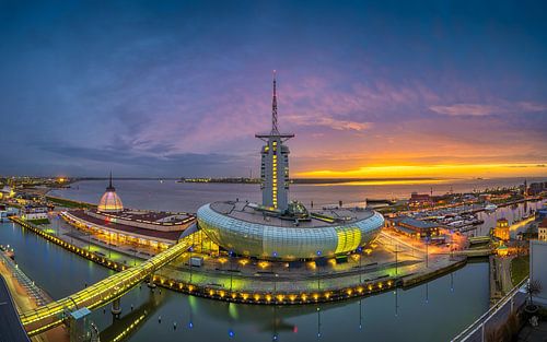 Panoramablick auf das Klimahaus in Bremerhaven, Deutschland von Michael Abid